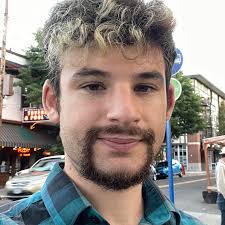 Hello, First U friends! My dear friend is searching for a vegan,  queer-affirming, cat-loving roommate in Brooklyn. Gwen is an altogether  excellent human being and longtime (but lapsed) First U community member,