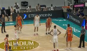 H Real Madriths Emfanise Ton Neo Ntonsits Sta Play Off Ths Acb