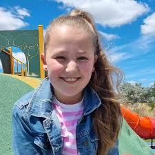 Fundraiser for Kirsty Phillips by Karen Lapham : Help support Izzy and her  family with her Leukaemia battle