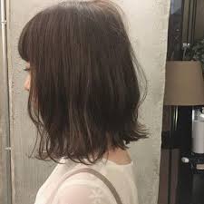 hair ヘアー はスタイリスト モデルが発信するヘアスタイルを中心に トレンド情報が集まるサイトです 20万枚以上のヘアスナップから髪型 ヘアアレンジをチェックしたり ファッション メイク ネイル 恋愛の最新まとめが見つかります ロブヘア 髪 ミディアム