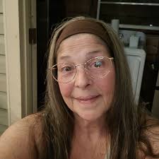 What flowers can be planted in a pot with full sun in Zone 9?