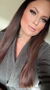 Amanda Joyal's Instagram, Twitter & Facebook