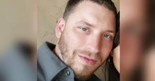 Kenneth Cook's Instagram, Twitter & Facebook