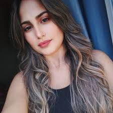 Débora Duque (@debora_duque10)