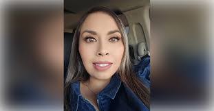 Janie Castillo's Instagram, Twitter & Facebook