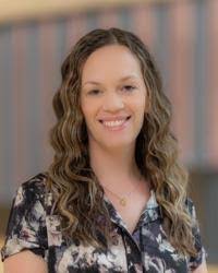 Ruth Kingston's Instagram, Twitter & Facebook