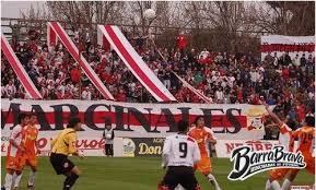 Barra brava hinchadas de fútbol. Fotos Imagenes Los Marginales Curico Unido