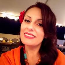 Veronica Xochitl Valadez (@XochitlValadez)