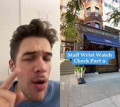 #duet with @shrevecrumplow Do they wear these watches for views? #watchtok  #watches #watchesoftiktok