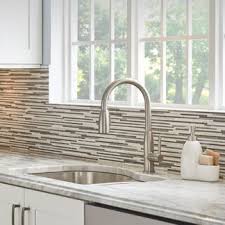 Peerless is a affordable range manufactured by delta faucet company. Peerless Faucets Bathroom Fixtures At Lowe S