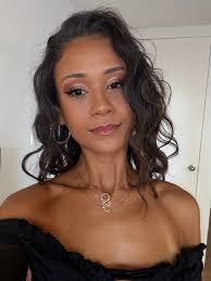 Joselyn Brown's Instagram, Twitter & Facebook