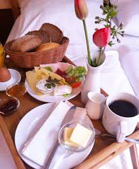 Wer entspannt frühstücken will, ohne dafür das bett zu verlassen, braucht natürlich vor allem eines: Fruhstuck Im Bett Ostsee Hotel Gutshof Bastorf Gutshof Bastorf Ostseebad Kuhlungsborn