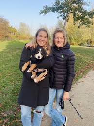 At the 2012 summer olympics, she competed for the netherlands women's national field hockey team in the women's event winning a gold medal. Carlien Dirkse Vd H Carliendirkse Twitter
