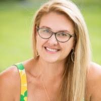 Debbie Crum's Instagram, Twitter & Facebook