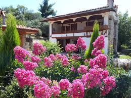 1280 x 720 jpeg 164 кб. Bahce Dekorasyonu Mobilya Ve Aksesuarlarla Guzellesen Bahceli Evler Ev Gezmesi
