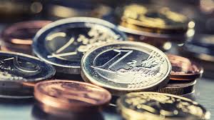 The hungarian forint is expected to trade at 288.37 by the end of this quarter, according to trading economics global macro models. Hungary Remains Immune To The Euro S Charms Emerging Europe
