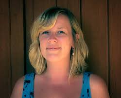 INTERVIEW: MARIA TYRRELL, artist behind DE LA ANTIGUA