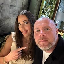 It's now all level between Liverpool and Manchester United in Premier  League trophies won 😅🤏