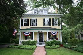 Welcome to 290 house design with floor plansfind house plans new house designspacial offersfan favoritessupper discountbest house sellers. The American Foursquare Prairie And Craftsmen Styles Responsible For Popular Boxy Homes Lifestyle Lancasteronline Com