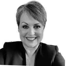 Saw this in my backyard today and immediately felt empathy and pride for  this resilient little flower! Way to go, flower! You got this!