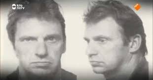 Astrid Holleeder Op De Vlucht Voor Willem Holleeder Vlucht Fictie Onderwereld