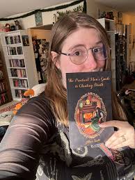 Alice Scott's Instagram, Twitter & Facebook