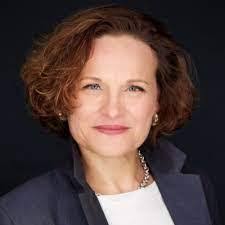 Diana Pound's Instagram, Twitter & Facebook