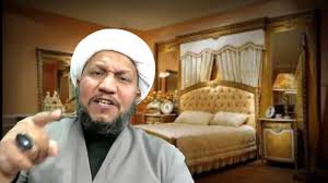 وجود القران الكريم في غرفة النوم هل فيه اشكال شرعي Youtube