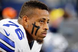 Greg Hardy's Twitter bio another headache for Cowboys coach