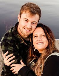 Thea Meyer, Austin Troendle to exchange vows May 7