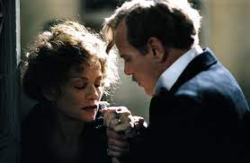 In the paris of the belle époque, jean hervey (pascal greggory) congratulates himself on his success, and on the beauty and intelligence of his wife gabrielle (isabelle huppert) who presides over a. Gabrielle 2005 Films Released 2000 2020 Films Docu Filmitalia