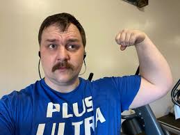 Anybody that wants to try a new gym playlist, here you go! Now I'm gonna go  do some deadlifts, then watch some AoT. Peace weebs!  https://youtube.com/playlist?list=PLN78LaqQ9YKPf00CuHKplrXtSCZ5fofmh