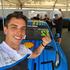 Santiago Urrutia Oficial