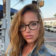 Candice Pink's Instagram, Twitter & Facebook