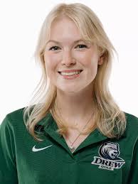 Brooke Mercer's Instagram, Twitter & Facebook