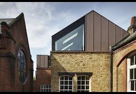 Studio Webb Unveils Rooftop Classroom Extension With Images Roof Architecture Architecture Exterior Zinc Roof
