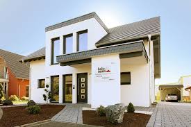 Isowood Musterhaus In Muhlheim Karlich Bei Koblenz Musterhaus Haus Style At Home