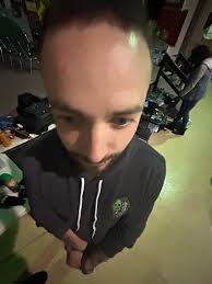 lizzie hunter (@lizziehunter928)