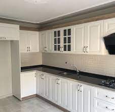 Ikinci el mutfak dolapları tedarikçiler ve satıcılar, farklı kişilerin mutfaklarıyla ilgili ihtiyaç ve tercihlerinin farklı olduğunu anlar. Rustik Mutfak Panosundaki Pin