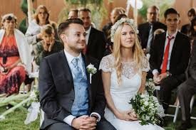 Mehr als 300 hochzeiten habe ich als hochzeitsfotograf in bremen und umzu. Fotograf Bremen Gartenhochzeit Mit Freier Trauung In Oberneuland Sandra Westermann Fotografie