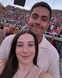 Hattie Wright (@hattiewrighttt) • Instagram photos and videos