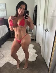 Me :) (Becca Alexa) : rhugefemalebodybuilder