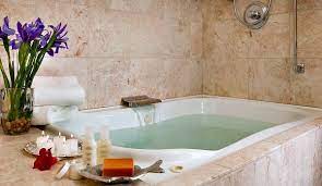 California Jacuzzi Suites In Room Hot Tubs La Napa Palm Springs Etc Modern Hot Tubs Jacuzzi Whirlpool Tub