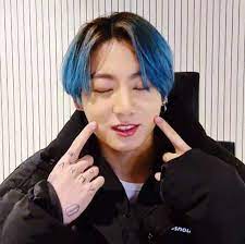 Bts Jeonjungkook Vlive Bluehairjk In 2021 Jungkook Blue Hair Jeon Jungkook Jungkook Cute