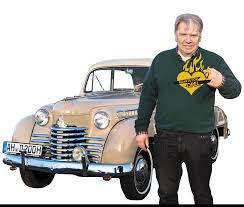 Opel p2 været i stald i mange år starter op og bakkes i garage A Garage Full Of Stories Opel Post