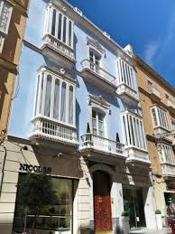 Los huéspedes destacan la práctica ubicación. Apartamentos Casa Palacio Cadiz Official Andalusia Tourism Website