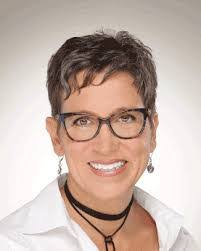 Karen Doyle's Instagram, Twitter & Facebook