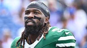 Aaron Reiss's Instagram, Twitter & Facebook