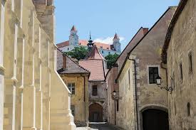 Bratislava is a small historical city, but largest in slovakia and a youngest european metropolis. Bratislava Slovacia Centru Istoric Pikist