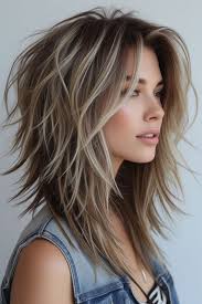 Erika Thomson (erikathomson23)